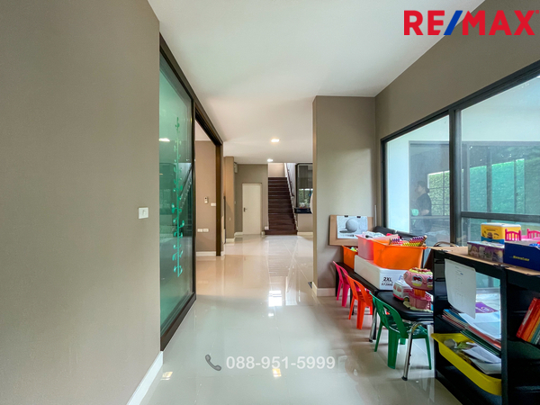ขายบ้านเดี่ยว 2 ชั้น ติดทะเลสาบ โครงการมัณฑนา เลค วัชรพล (สุขาภิบาล5) พื้นที่ 101.5 ตร.ว.