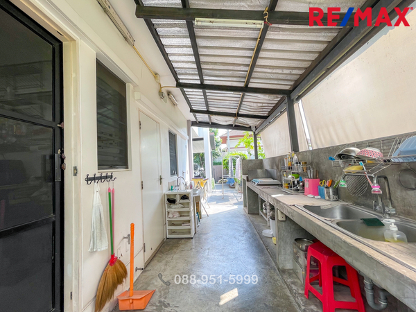 ขายบ้านเดี่ยว 2 ชั้น ติดทะเลสาบ โครงการมัณฑนา เลค วัชรพล (สุขาภิบาล5) พื้นที่ 101.5 ตร.ว.