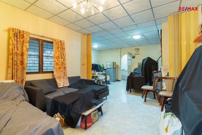 ขายบ้านเดี่ยวบางบอน 3 ซอยร่มไทร หมู่บ้านไผ่ทอง 2 ราคา 1,950,000 บาท