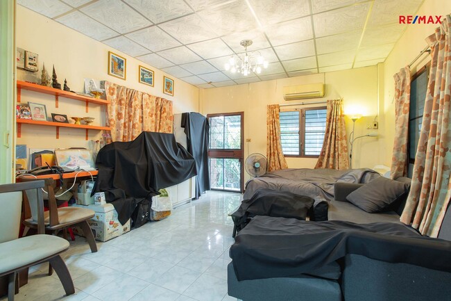 ขายบ้านเดี่ยวบางบอน 3 ซอยร่มไทร หมู่บ้านไผ่ทอง 2 ราคา 1,950,000 บาท