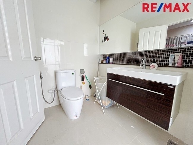 ขายบ้านเดี่ยว เดอะ เซนโทร รัตนาธิเบศร์ The Centro Rattanathibet 54.4 ตร.ว. เพียง 4 นาทีถึง MRT สถานีบางพลู