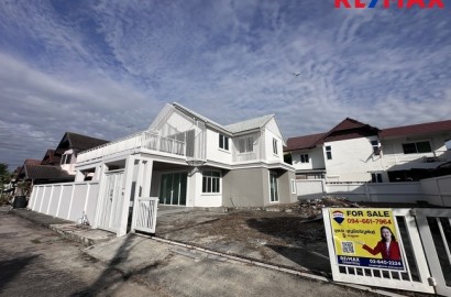 ขายบ้านเดี่ยวพุทธมณฑลสาย 4 หลังใหญ่ 100 ตารางวา รีโนเวทใหม่ สไตล์โมเดิร์น หมู่บ้านมณฑลทิพย์ ติดถนนใหญ่ ราคาพิเศษ เพียง 4.8 ล้านบาท เท่านั้น