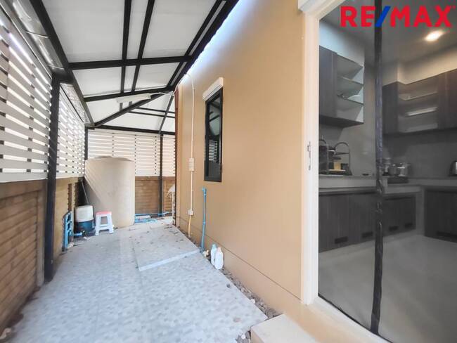 บุราสิริ รังสิต - Burasiri Rangsit บ้านหน้าสวน ติดถนนเมน 16 เมตร ใกล้ทางด่วนอุดรรัถยา (บางพูน)