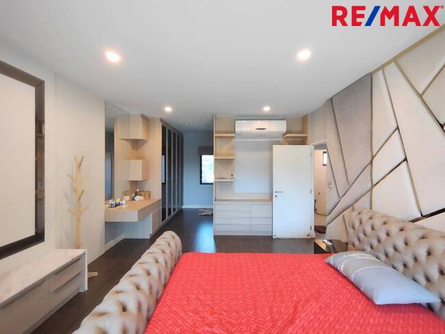 บุราสิริ รังสิต - Burasiri Rangsit บ้านหน้าสวน ติดถนนเมน 16 เมตร ใกล้ทางด่วนอุดรรัถยา (บางพูน)