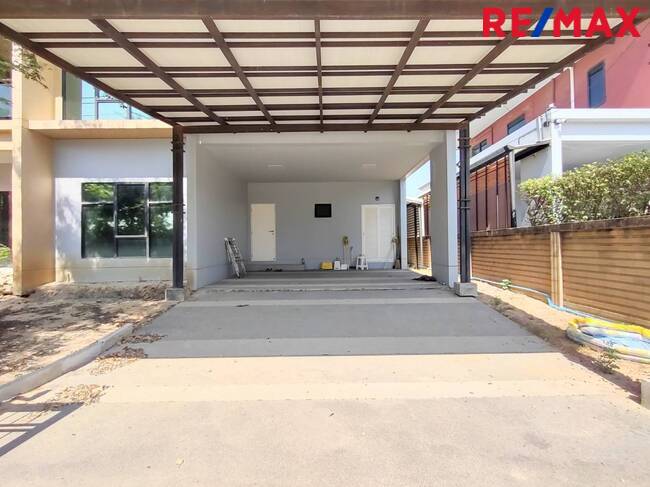 บุราสิริ รังสิต - Burasiri Rangsit บ้านหน้าสวน ติดถนนเมน 16 เมตร ใกล้ทางด่วนอุดรรัถยา (บางพูน)