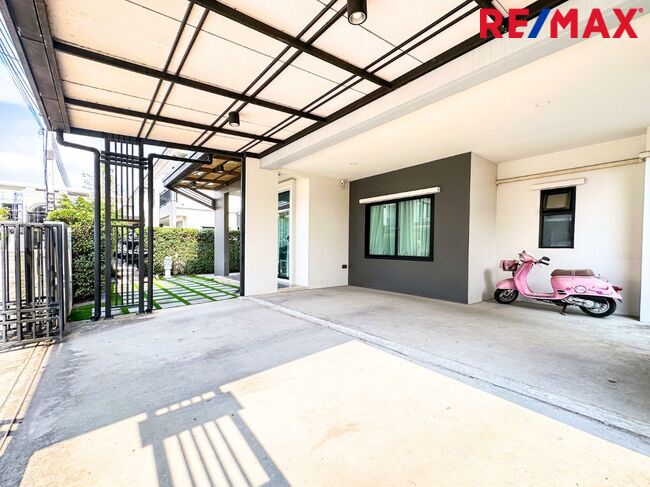 แกรนด์ บริทาเนีย วงแหวน – รามอินทรา (Grand Britania Wongwaen – Ramintra)