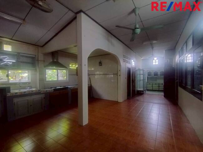 ขายบ้าน ม.เศรษฐกิจ ซ.42 สไตร์คลาสสิค ​สภาพดี โครงสร้างแข็งแรง ใกล้ ร.ร.อัสสัมชัญ​ธนบุรีเพียง1.4 ก.ม. ใกล้ ร.ร.กสินทรวิทยา ใกล้ร.ร.สารสาสน์วิเทศธนบุรี