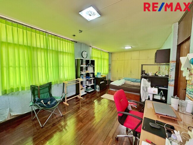 บ้านเดี่ยว ใกล้ MRT กระทรวงสาธารณสุข 140 ตร.วา ติวานนท์ 3 (พิชยนันท์ 9) เพียง 750 เมตร ทำเลดี เหมาะทำออฟฟิศ ศูนย์ดูแลผู้สูงอายุ หรืออยู่อาศัย