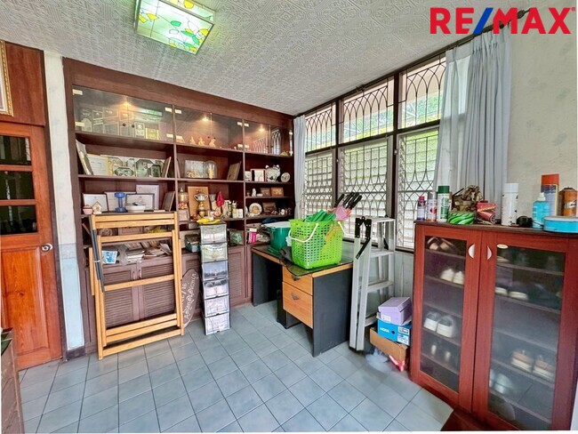 บ้านเดี่ยว ใกล้ MRT กระทรวงสาธารณสุข 140 ตร.วา ติวานนท์ 3 (พิชยนันท์ 9) เพียง 750 เมตร ทำเลดี เหมาะทำออฟฟิศ ศูนย์ดูแลผู้สูงอายุ หรืออยู่อาศัย