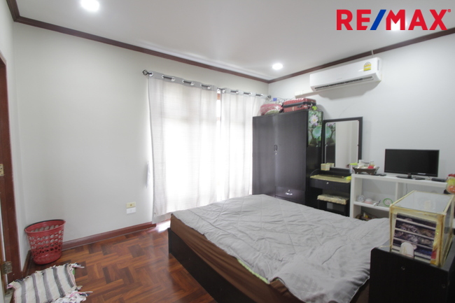 บ้านเดี่ยวภาณุปิ่นเกล้า ตลิ่งชัน อัศวพิเชษฐ์17 บ้านพร้อมอยู่ ตกแต่งต่อเติมแล้ว เฟอร์ แอร์ ทำเลเด่น บ้านหลังมุม 128.5 ตารางวา ใกล้ห้าง โรงพยาบาล ทางด่วน เดินทางสะดวก