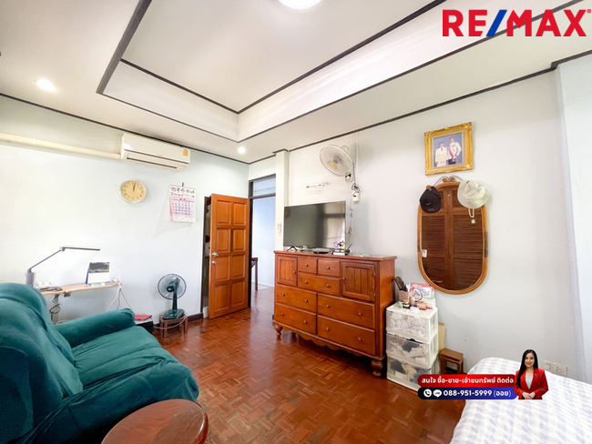 บ้านเดี่ยวปัฐวิกรณ์ – นวมินทร์ 70 - ประเสริฐมนูกิจ43 พื้นที่ดิน 103 ตร.วา 4 ห้องนอน 4 ห้องน้ำ 5 ที่จอด รองรับครอบครัวใหญ่ หรือผู้ที่ต้องการบ้านที่มีพื้นที่เยอะ