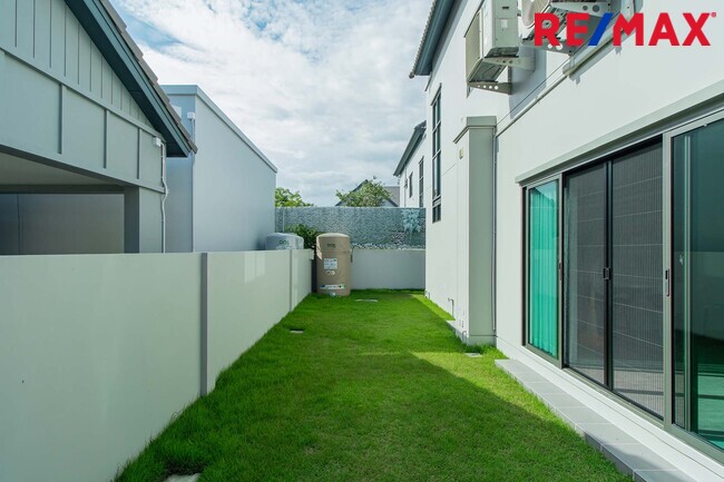 ขายสราญสิริ เทียนทะเล 30 บ้านเดี่ยวใหม่มาก ไม่เคยอยู่อาศัย