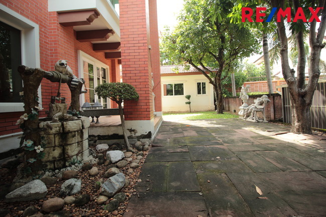 ขายบ้านเดี่ยว ลัดดารมย์ อิลิแกนซ์ พระราม 5-2 หลังริม Private ที่ดินใหญ่ 189.3 ตรว.