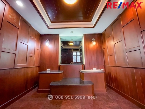 บ้านเดี่ยวสัมมากร รามคำแหง 112 โซนหน้าโครงการ (ห่างจากถนนรามคำแหง เพียง 3 นาที) ใกล้รถไฟฟ้าสายสีส้มสถานีสัมมากร โรงเรียนนานาชาติ Ascot สามารถใช้เป็นที่อยู่อาศัย หรือ ลงทุนได้