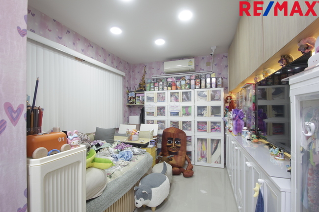 บ้านเดี่ยวคาซ่าวิลล์สุขุมวิท103 Casa Ville Sukhumvit 103 ตกแต่งต่อเติมพร้อมอยู่ 71.7ตารางวา บ้านตัวอย่าง บ้านรุ่นใหญ่ หน้าบ้านไม่มีบ้านตรงข้าม บ้านมุมตรงข้ามสวน หลังแรกของโครงการใกล้ป้อมยาม ทำเลดี