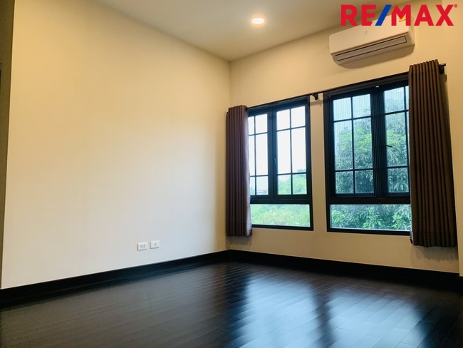 ขาย/เช่าบ้านเดี่ยวหลังใหญ่ The City ปิ่นเกล้า-บรมฯ3 ติดถนนพุทธมณฑลสายสาย1 บ้านสวยทำเลดี ติดบรมราชชน