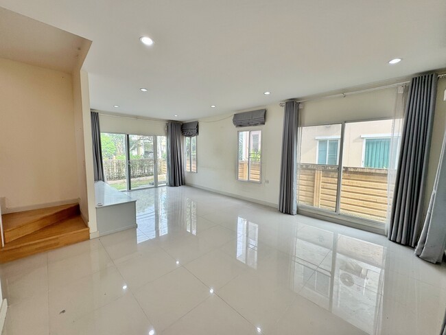 ขายบ้านเดี่ยว ภัสสร 26 (ราชพฤกษ์–ติวานนท์ ) บ้านเฟสท้าย ดีไซน์ใหม่ ต่อเติมครบ พร้อมอยู่ ทำเล ถนน 345 ปทุมธานี