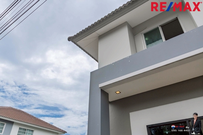 ขายบ้านพุทธบูชา36 สรัญทรไพรเวท(หลังมุม วิวสวน) ราคาดีที่สุดในโครงการ 3.59 ล้าน ติดอู่รถเมย์สาย75