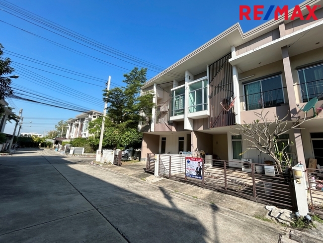 ขาย/ให้เช่า ทาวน์โฮม 2 ชั้น ฮาบิทาวน์ โฟลด์ ติวานนท์-แจ้งวัฒนะ Habitown Fold Tiwanon-Chaengwattana ใกล้ทางด่วน ใกล้เมืองทองธานี