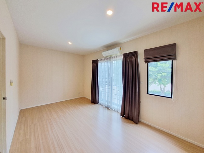 ขาย ทาวน์โฮม 3 ชั้น บ้านกลางเมือง พหลโยธิน 50 สายไหม เทพรักษ์ วัชรพล