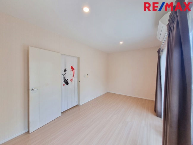ขาย ทาวน์โฮม 3 ชั้น บ้านกลางเมือง พหลโยธิน 50 สายไหม เทพรักษ์ วัชรพล