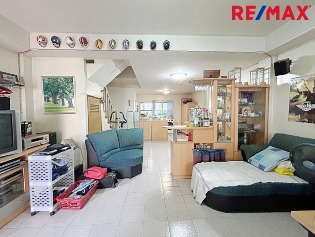 ขาย ทาวน์โฮม 3 ชั้น บ้านสวนธน พาร์ค แกลเลอรี่ รัตนาธิเบศร์ ติดเซ็นทรัลรัตนาธิเบศร์ ใกล้รถไฟฟ้าสายสีม่วง สถานีแยกนนทบุรี 1