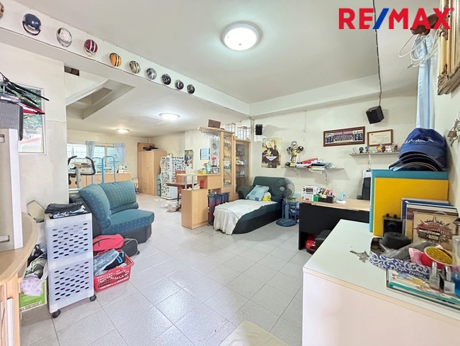 ขาย ทาวน์โฮม 3 ชั้น บ้านสวนธน พาร์ค แกลเลอรี่ รัตนาธิเบศร์ ติดเซ็นทรัลรัตนาธิเบศร์ ใกล้รถไฟฟ้าสายสีม่วง สถานีแยกนนทบุรี 1