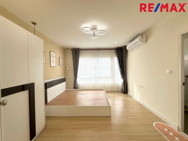 ขายทาวน์โฮมทุ่งครุ หมู่บ้านอินดี้2 ประชาอุทิศ90 แต่งใหม่ Modern Style ใกล้ป้อม รปภ.