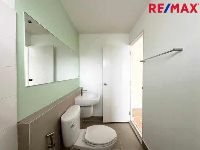 ขายทาวน์โฮมทุ่งครุ หมู่บ้านอินดี้2 ประชาอุทิศ90 แต่งใหม่ Modern Style ใกล้ป้อม รปภ.