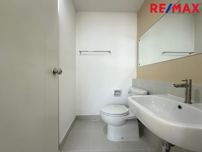 ขายทาวน์โฮมทุ่งครุ หมู่บ้านอินดี้2 ประชาอุทิศ90 แต่งใหม่ Modern Style ใกล้ป้อม รปภ.