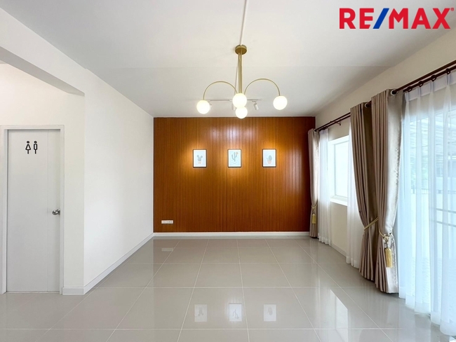 ขายทาวน์โฮมทุ่งครุ หมู่บ้านอินดี้2 ประชาอุทิศ90 แต่งใหม่ Modern Style ใกล้ป้อม รปภ.