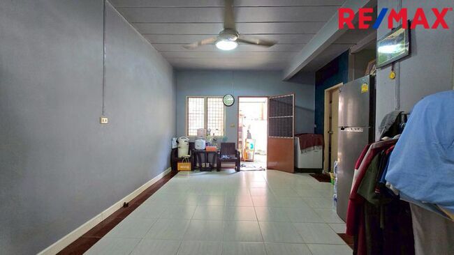 Townhouse มาใหม่! บ้านพิศาล โครงการ 5 ซอย 3 (ท่าข้าม 28 แยก 32 ) 19.5 ตร.วา #ราคาดี !! [เป็นบ้านที่เคย Renovate มาแล้ว]