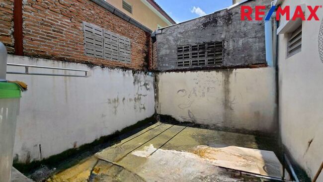 Townhouse มาใหม่! บ้านพิศาล โครงการ 5 ซอย 3 (ท่าข้าม 28 แยก 32 ) 19.5 ตร.วา #ราคาดี !! [เป็นบ้านที่เคย Renovate มาแล้ว]