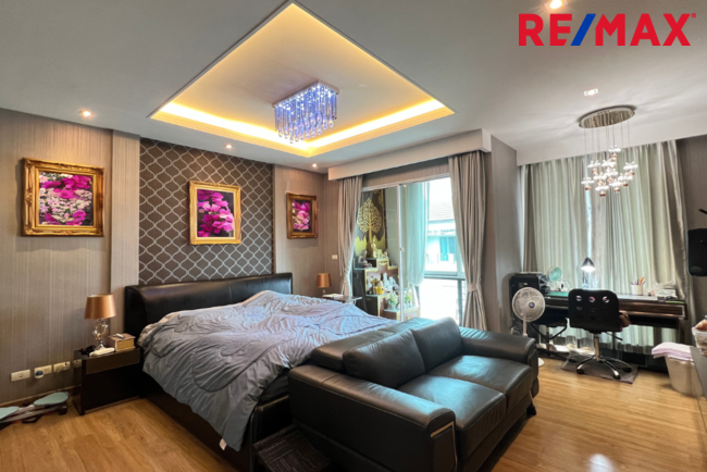 ทาวน์โฮม ราชพฤกษ์ บ้านกลางเมือง สาทร - ตากสิน 2 BANN KLANG MUANG SATHORN-TAKSIN ต่อเติมคุ้ม ตกแต่งสวย
