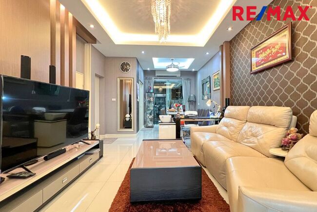 ทาวน์โฮม ราชพฤกษ์ บ้านกลางเมือง สาทร - ตากสิน 2 BANN KLANG MUANG SATHORN-TAKSIN ต่อเติมคุ้ม ตกแต่งสวย