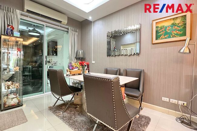 ทาวน์โฮม ราชพฤกษ์ บ้านกลางเมือง สาทร - ตากสิน 2 BANN KLANG MUANG SATHORN-TAKSIN ต่อเติมคุ้ม ตกแต่งสวย