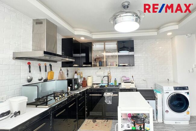 ทาวน์โฮม ราชพฤกษ์ บ้านกลางเมือง สาทร - ตากสิน 2 BANN KLANG MUANG SATHORN-TAKSIN ต่อเติมคุ้ม ตกแต่งสวย