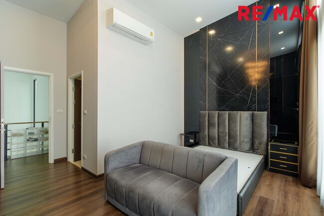 ขายทาวน์โฮม PATIO กัลปพฤกษ์(วงแหวน)-สาทร ทาวน์โฮมหรู 3.5ชั้น ติดถนนกาญจนาภิเษกและกัลปพฤกษ์ ตกแต่งหรู