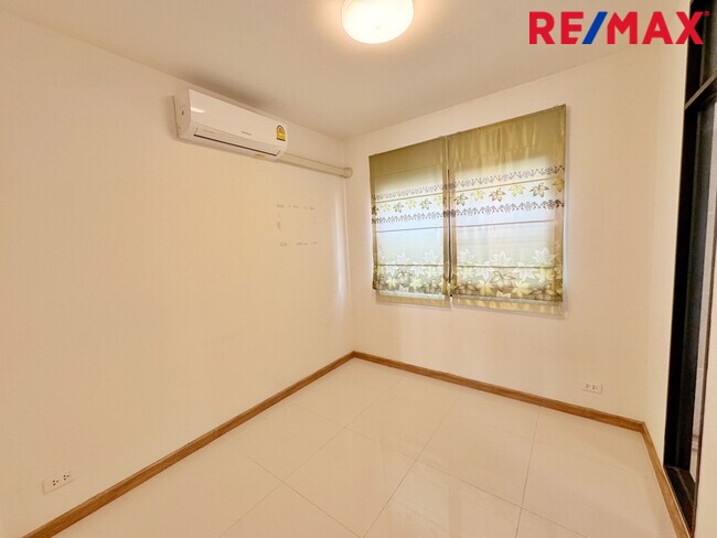ขายบ้านแฝดหลังมุม เดอะ ทรัสต์ ราชพฤกษ์–รัตนาธิเบศร์ (โครงการ 3) ราคาถูกที่สุดในโครงการ (The Trust Ratchaphruek-Rattanathibet)