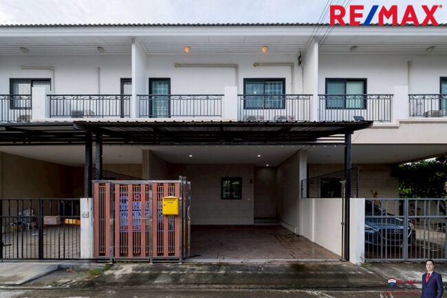 (มาใหม่! NEW Listing! 2025) Paravee ปารวีร์ เพชรเกษม63 ทาวน์โฮมหน้ากว้าง 6 ม. หลังมุม 24.8 ตร.วา (ต่อเติมครัวไทยไว้ให้แล้ว [ราคาพิเศษ!]