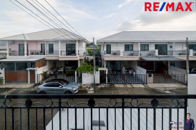 (มาใหม่! NEW Listing! 2025) Paravee ปารวีร์ เพชรเกษม63 ทาวน์โฮมหน้ากว้าง 6 ม. หลังมุม 24.8 ตร.วา (ต่อเติมครัวไทยไว้ให้แล้ว [ราคาพิเศษ!]