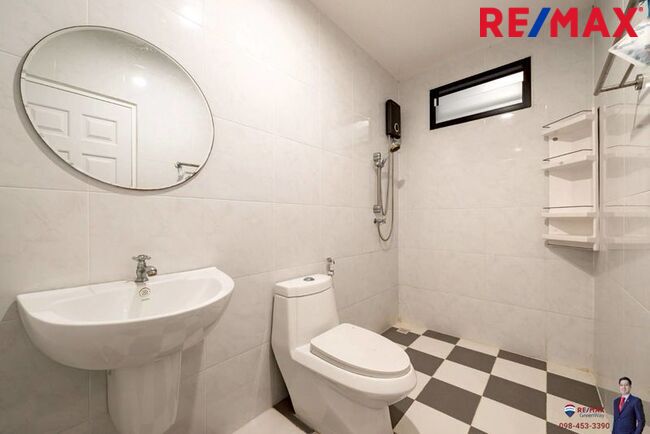 (มาใหม่! NEW Listing! 2025) Paravee ปารวีร์ เพชรเกษม63 ทาวน์โฮมหน้ากว้าง 6 ม. หลังมุม 24.8 ตร.วา (ต่อเติมครัวไทยไว้ให้แล้ว [ราคาพิเศษ!]