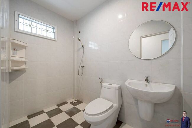 (มาใหม่! NEW Listing! 2025) Paravee ปารวีร์ เพชรเกษม63 ทาวน์โฮมหน้ากว้าง 6 ม. หลังมุม 24.8 ตร.วา (ต่อเติมครัวไทยไว้ให้แล้ว [ราคาพิเศษ!]