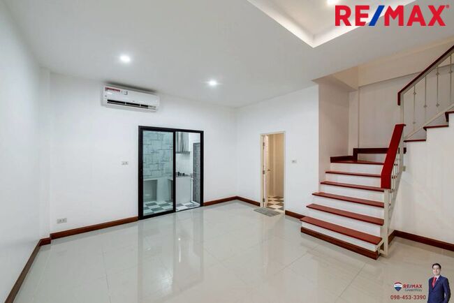 (มาใหม่! NEW Listing! 2025) Paravee ปารวีร์ เพชรเกษม63 ทาวน์โฮมหน้ากว้าง 6 ม. หลังมุม 24.8 ตร.วา (ต่อเติมครัวไทยไว้ให้แล้ว [ราคาพิเศษ!]