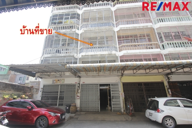ขาย อาคารพาณิชย์เจริญนคร60 ตรงข้ามริเวอร์ไซด์พลาซ่า ห้างอวานี หลังสน.บุคคโล สะพานกรุงเทพ ตึกแถว3ชั้น มีชั้นลอย มีดาดฟ้า ต่อเติมแล้ว อยู่อาศัย ทำออฟฟิศได้