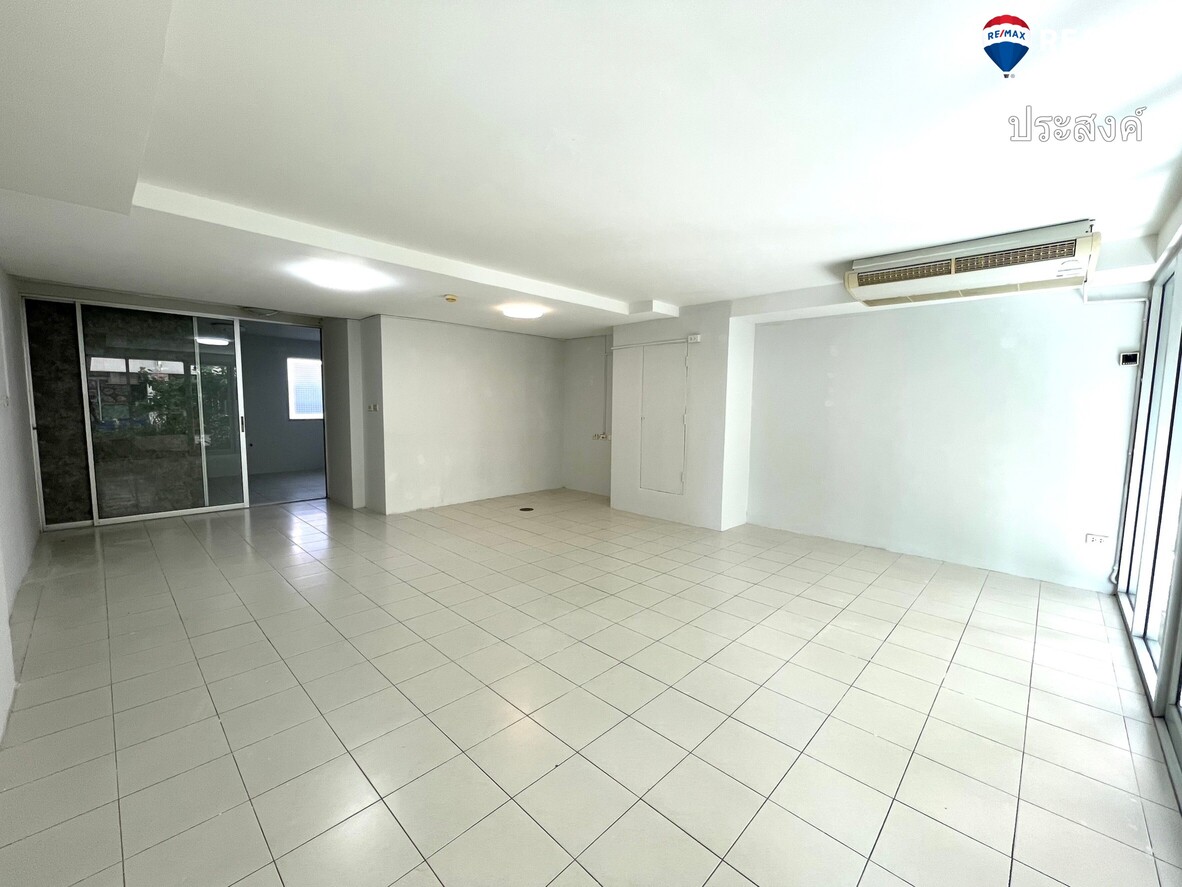 ขาย ห้องชุดเพื่อการพาณิชยกรรม สมาร์ท คอนโด พระราม 2