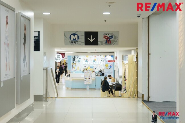 ขายคอนโดสุขุมวิท The Edge Sukhumvit 23 ห้องมุม วิวดี แต่งสวย ติด BTS อโศก และ MRT สุขุมวิท (เช่า 30,000/เดือน)