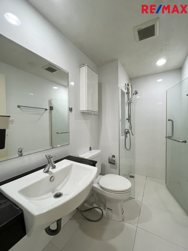 ขาย/เช่า “Summer Garden Condo” (แจ้งวัฒนะ19) ห้องกว้าง 35ตร.ม. ตรงข้ามเซ็นทรัลแจ้งวัฒนะ อยู่ติดรถไฟฟ้า เดินทางสะดวก