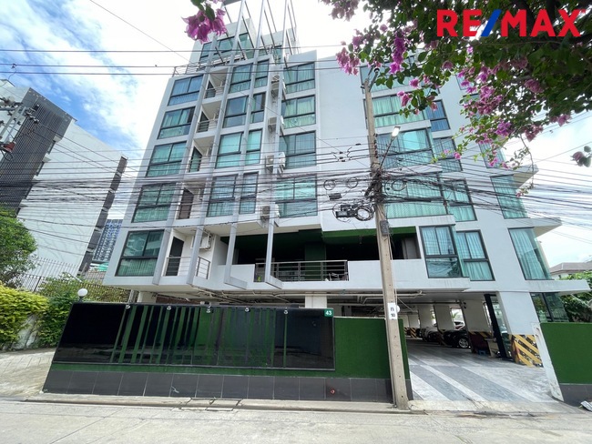 Condo for rent, Bangkok Feliz Sukhumvit 69 BTS พระโขนง คลองเตย 2 ห้องนอน ราคาดี ห้องมุม พร้อมแต่งสวย Built-in และเฟอร์นิเจอร์วัสดุอย่างดี