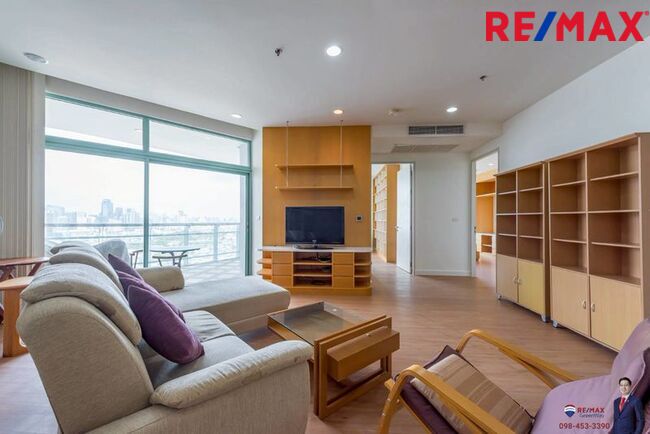 (Residence ที่อยู่รั้วเดียวกับ Shrewsbury มาใหม่!) Chatrium Riverside Residence 122.79 ตร.ม. 2 ห้องนอนใหญ่! ถนนเส้นหลักอย่างเจริญนคร ราคาดีที่สุดในโครงการ พร้อมแต่ง Built-in เป็น Layout หน้ากว้าง